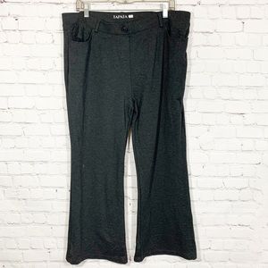 Tapata Soft Stretchy Gray pants pockets 28” inseam